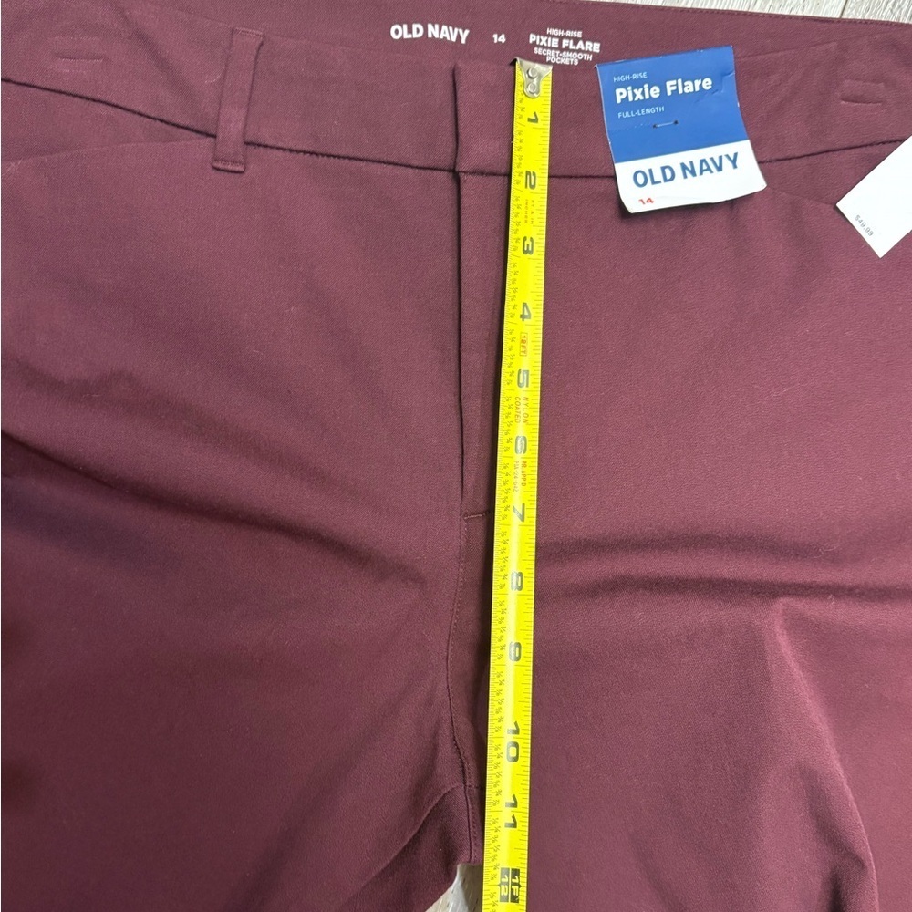 Old Navy Women's high rise Pixie Flare pants - Picture 6 of 11